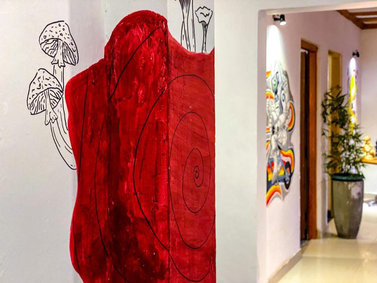 Mad Monkey Hostel And Lounge เอลลา ภายนอก รูปภาพ