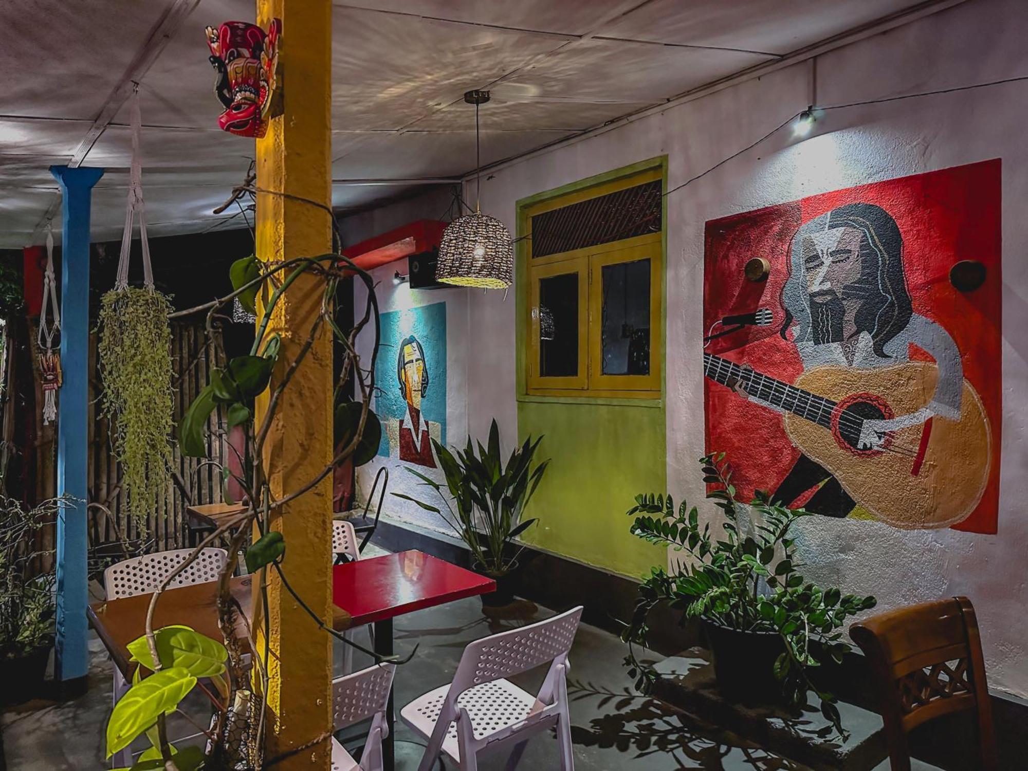 Mad Monkey Hostel And Lounge เอลลา ภายนอก รูปภาพ