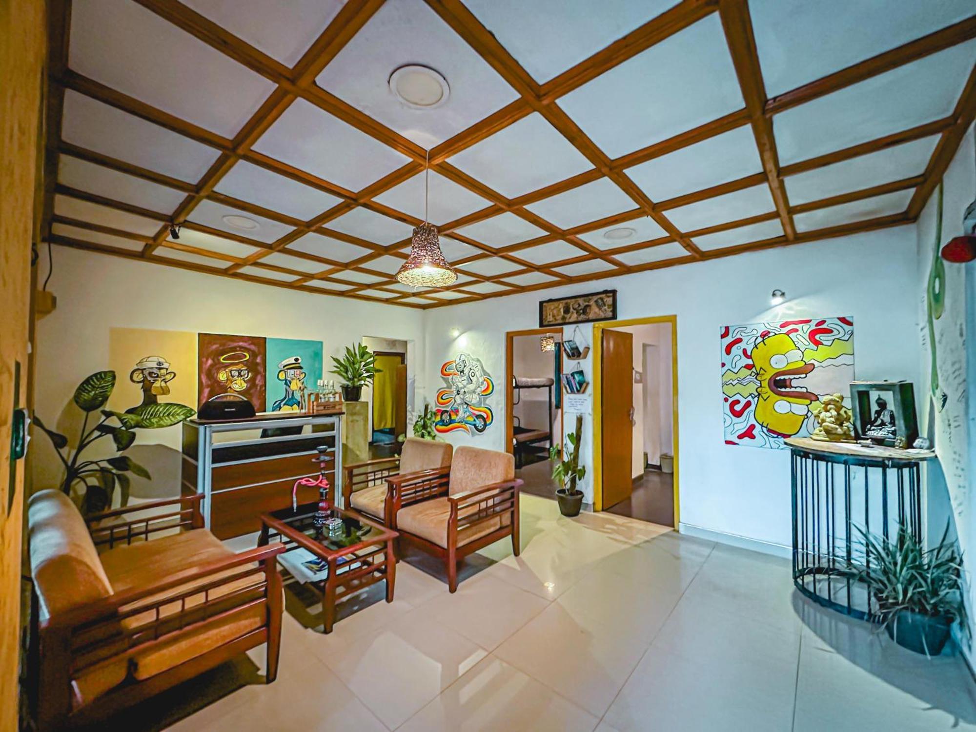 Mad Monkey Hostel And Lounge เอลลา ภายนอก รูปภาพ