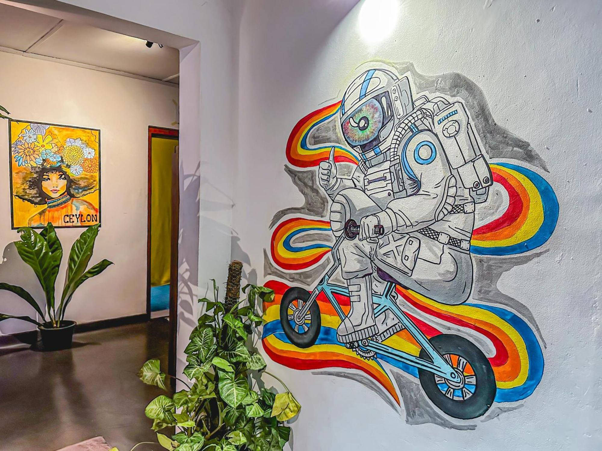Mad Monkey Hostel And Lounge เอลลา ภายนอก รูปภาพ