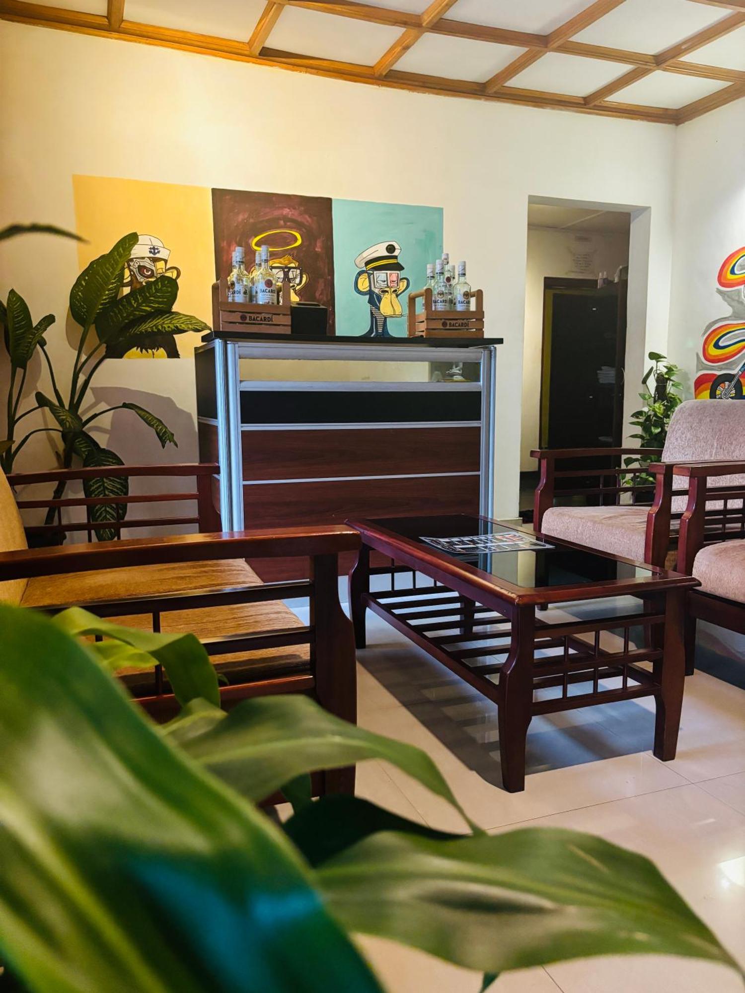 Mad Monkey Hostel And Lounge เอลลา ภายนอก รูปภาพ