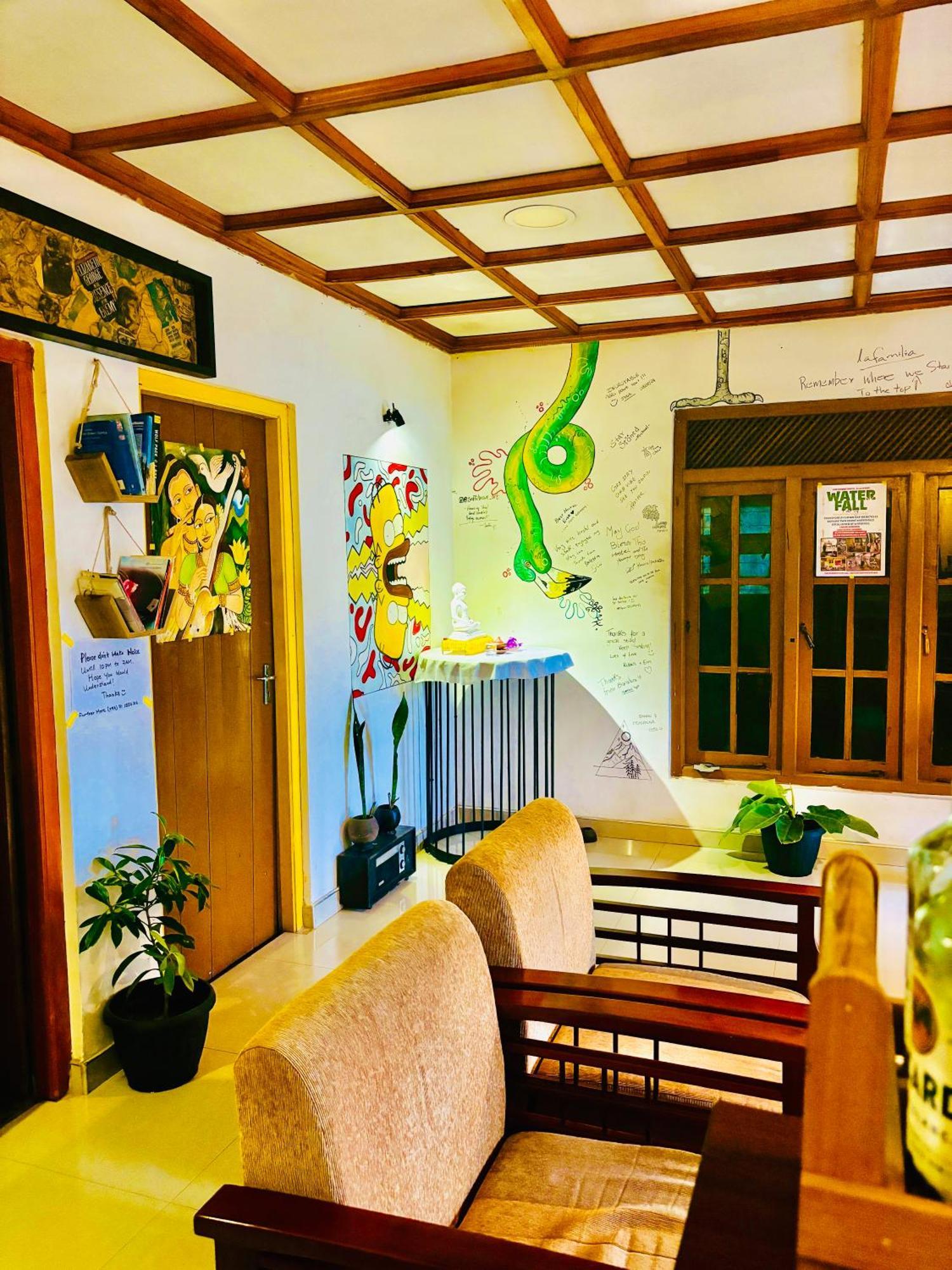 Mad Monkey Hostel And Lounge เอลลา ภายนอก รูปภาพ